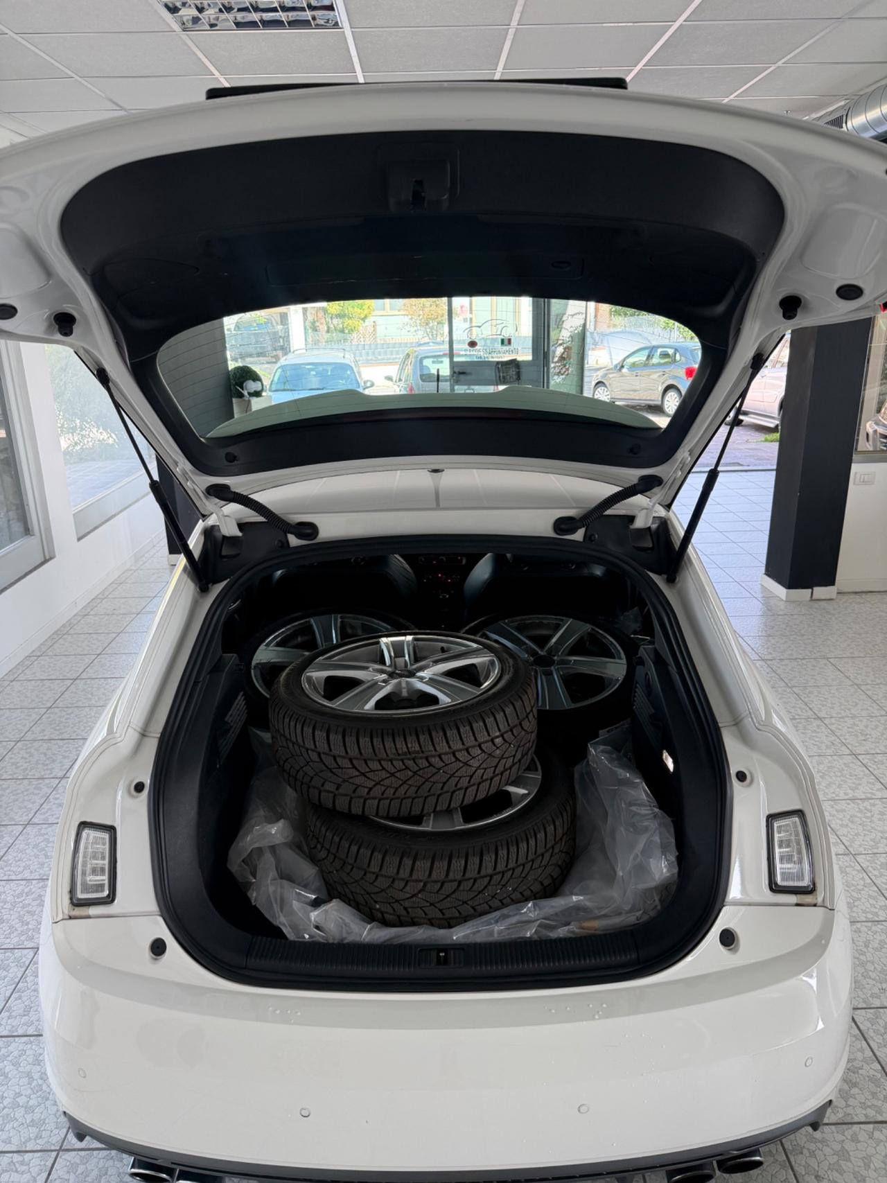 Audi A1 S1 SPB 2.0 TFSI quattro