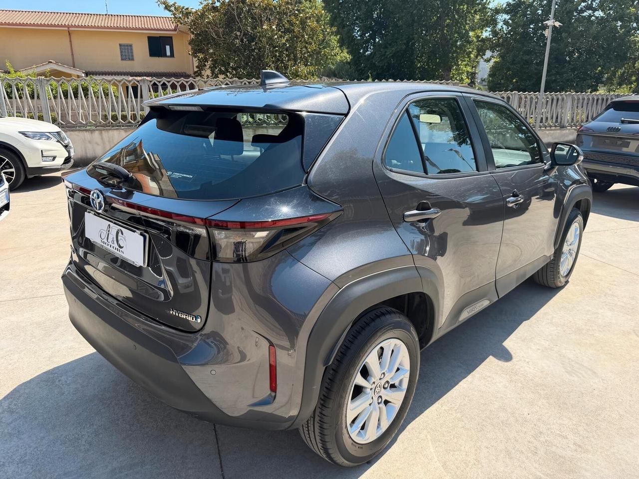 Toyota Yaris Cross E-CVT Business Sport utility Full Hybrid