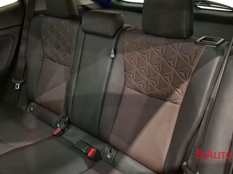 Toyota Yaris Cross Yaris Cross 1.5h Lounge fwd 116cv e-cvt