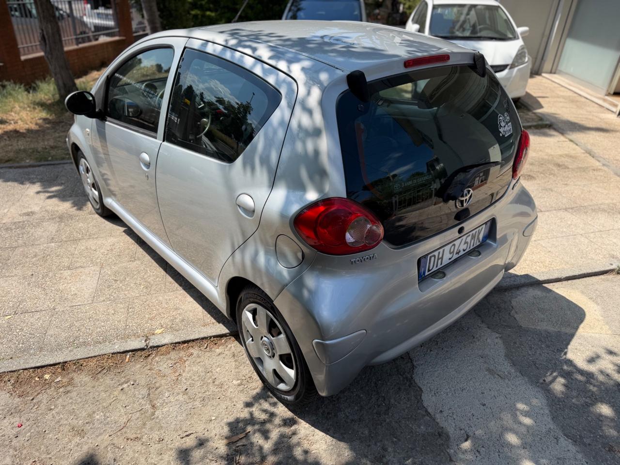 Toyota Aygo 1.0 12V VVT-i 5 porte