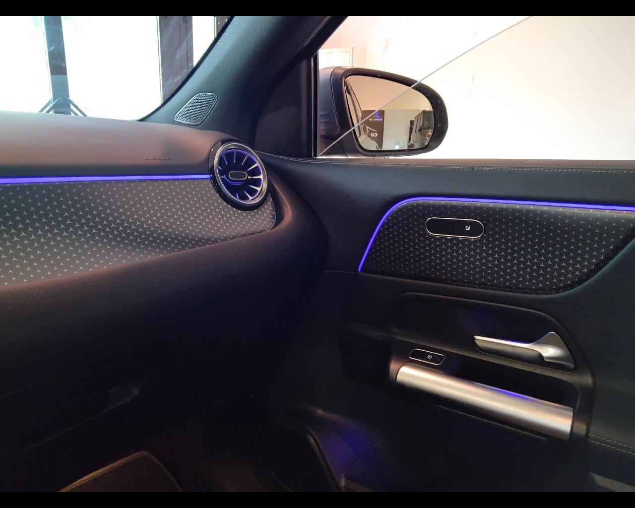 Mercedes-Benz EQA - H243 2024 - EQA 300 Progressive Advanced 4matic