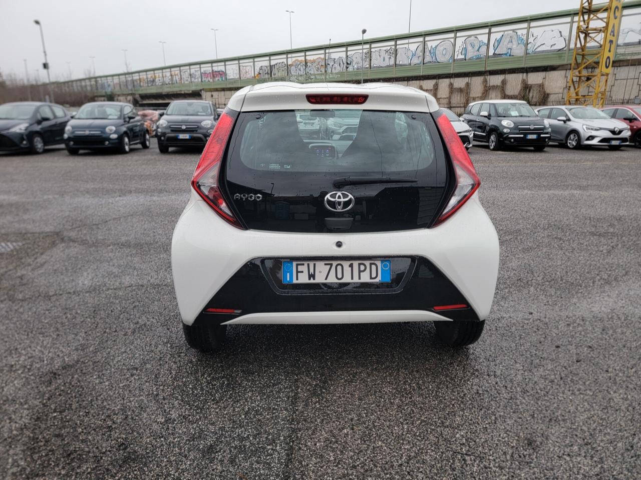 Toyota Aygo 1.0 VVT-i x-play MMT SOLO 48 MILA KM !