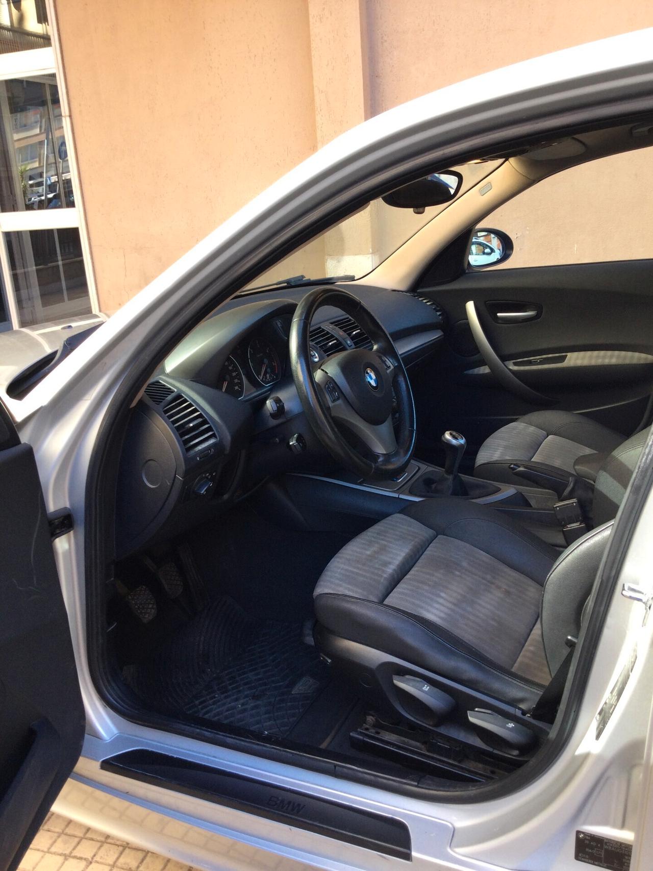 Bmw 118d cat 5 porte Attiva