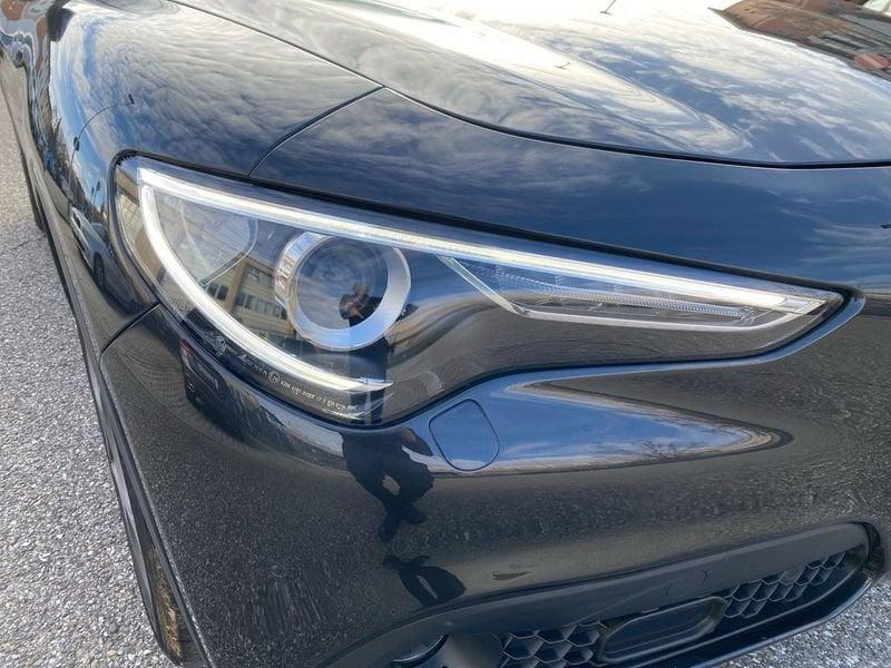 Alfa Romeo Stelvio 2.2 t Sprint Q4 190cv auto
