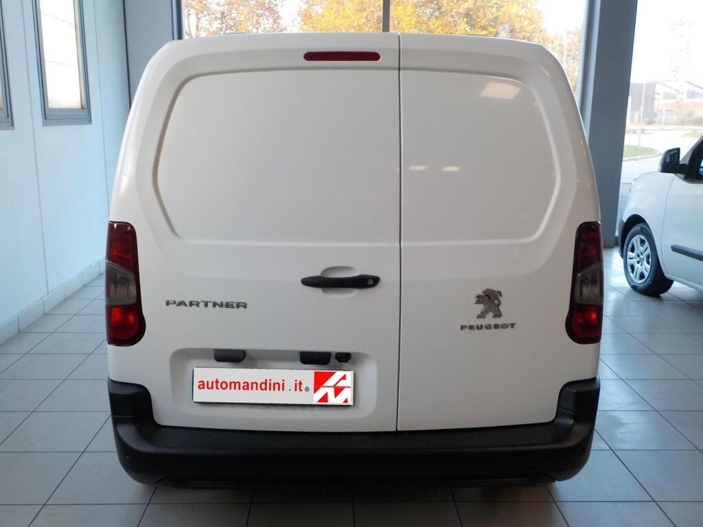 Peugeot Partner BlueHDi 130 EAT8 S&S PC - Autocarro lamierato 3 posti - Cambio automatico