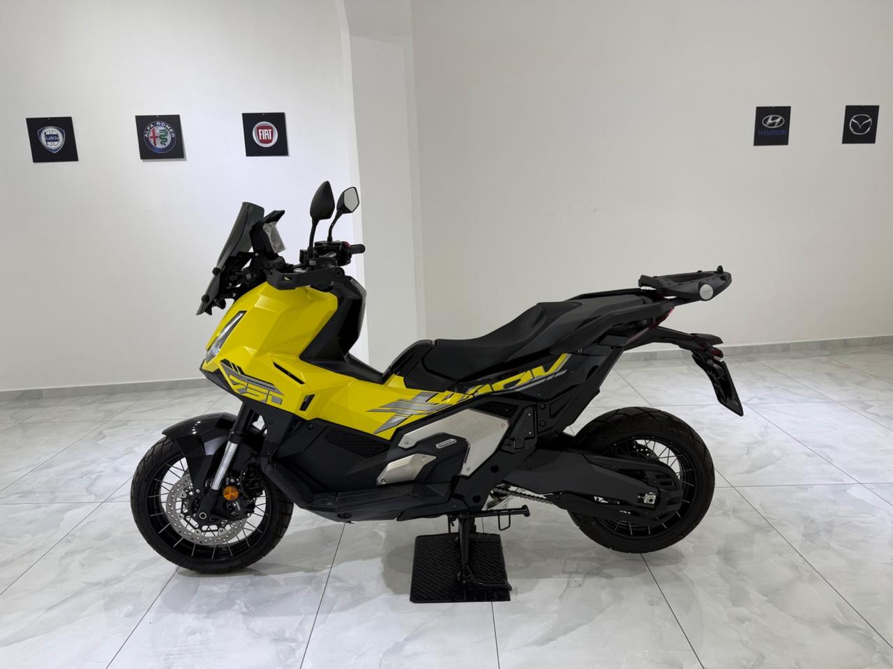 Honda X-ADV 750 EDIZIONE SPECIALE