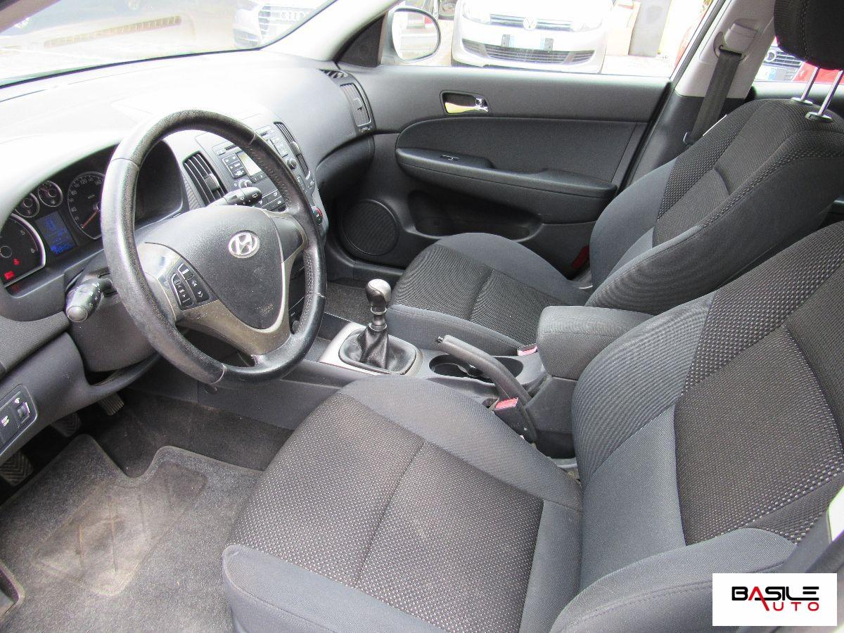HYUNDAI - i30 Station Wagon - 1.6 CRDi 90CV 6m Comfort