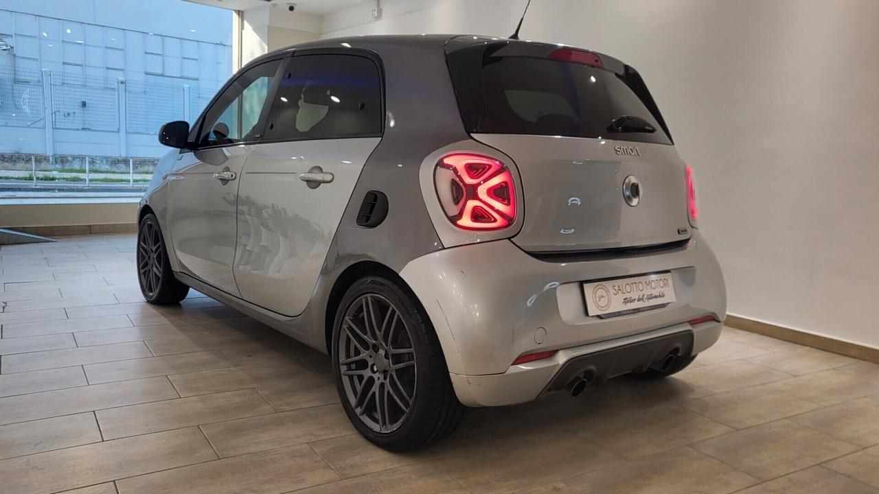 Smart ForFour ALLESTIMENTO BRABUS GPL