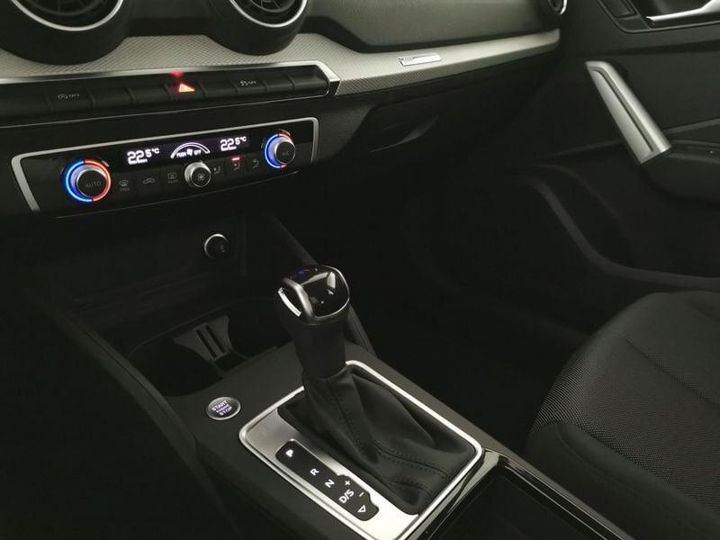 Audi Q2 35 2.0 tdi S line edition s-tronic