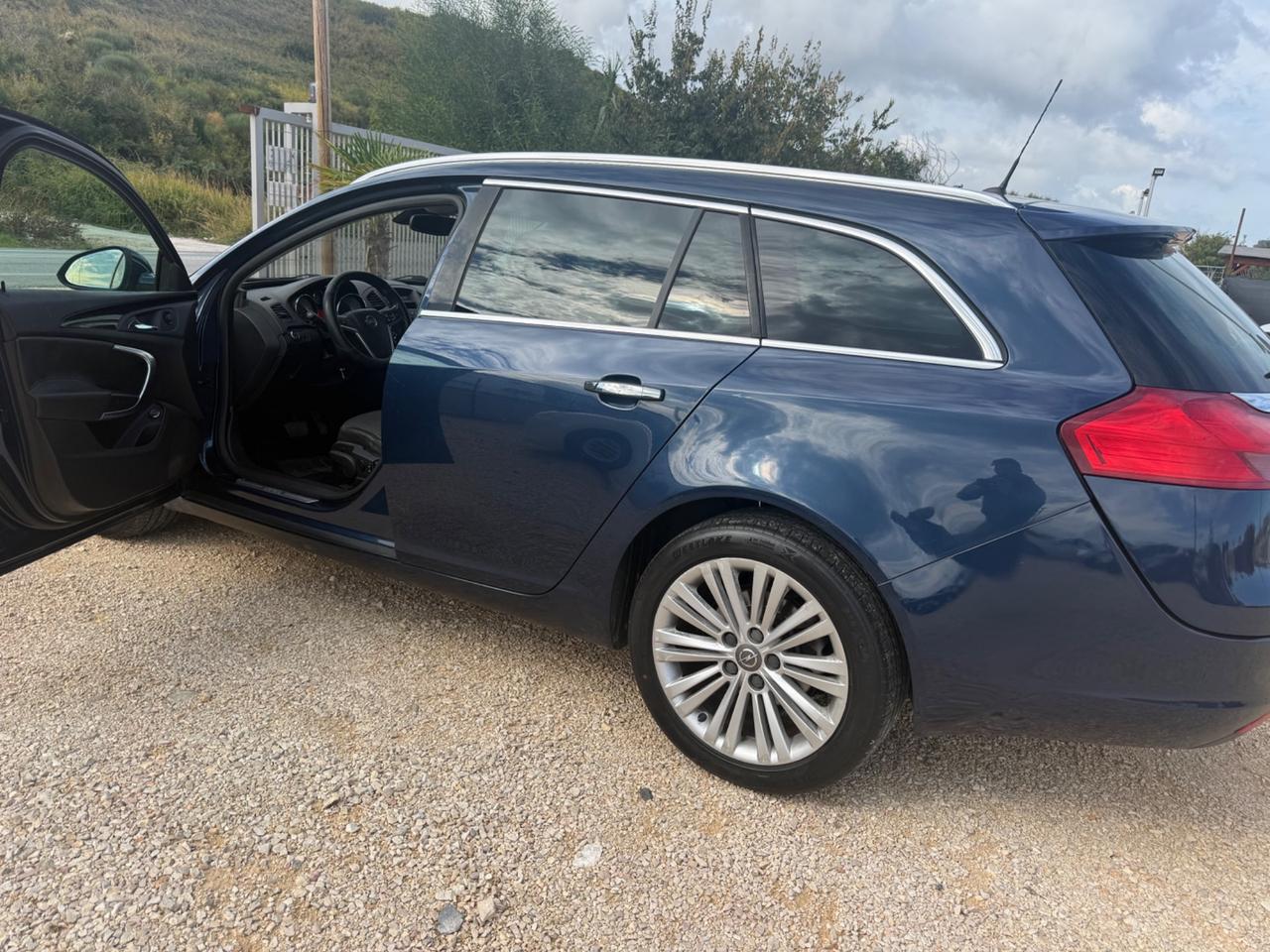 Opel Insignia 2.0 AUTOMATICA 2.990€