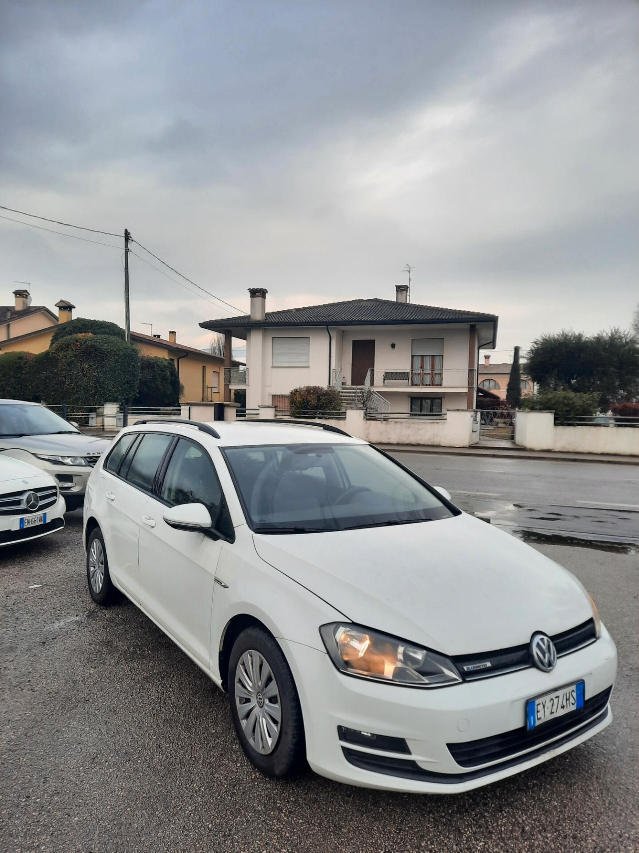 Volkswagen Golf Variant 1.4 TGI OK NEOPATENTATI