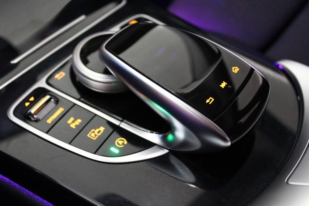 MERCEDES C220d Aut. Premium *AMG *FULL LED *Pelle