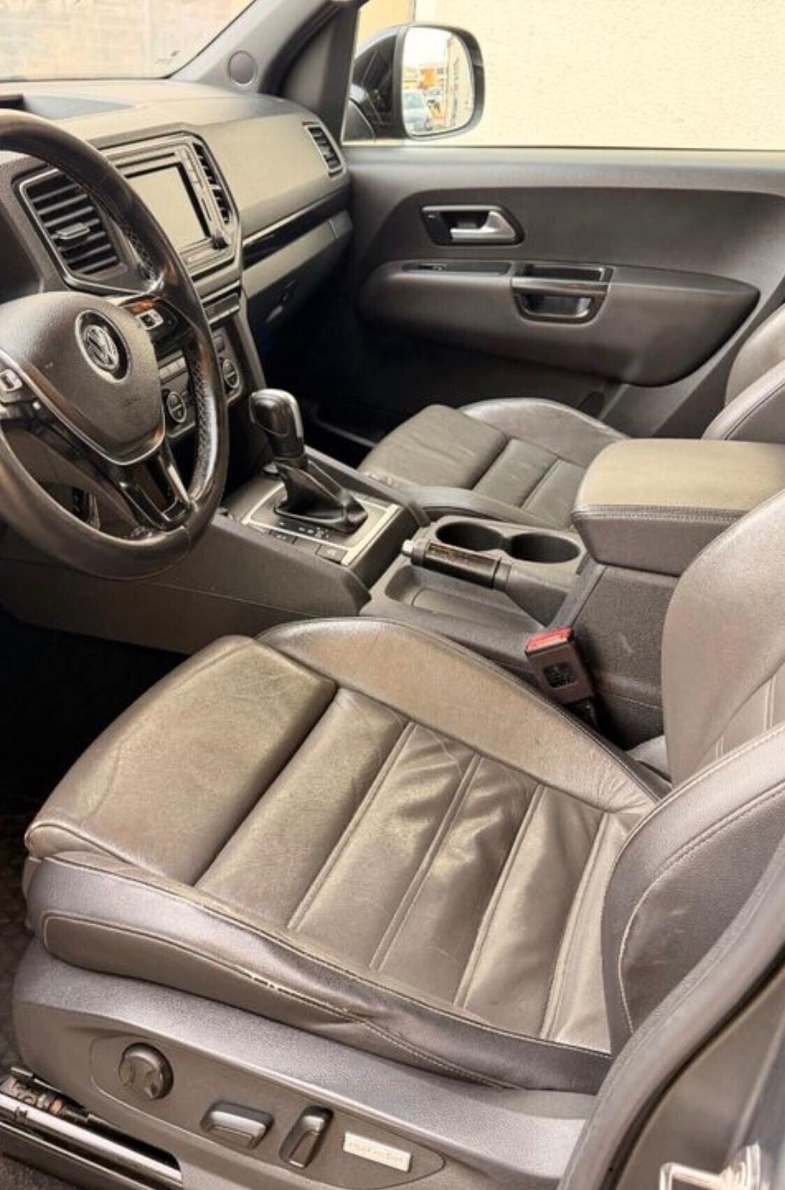 Volkswagen Amarok 3.0 V6 TDI 258CV 4MOT. BMT perm. aut. D.C. Highline