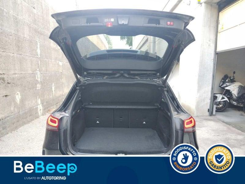 Mercedes-Benz GLA 180 D PREMIUM AUTO