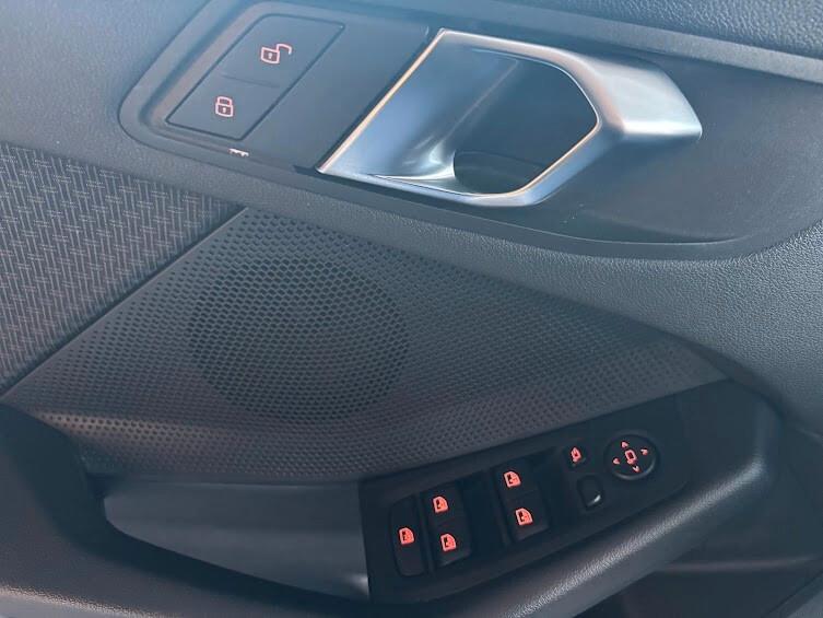 Bmw 116d 5 porte NEOPATENTATI