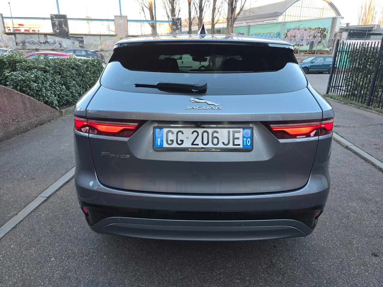 JAGUAR F-Pace R-Dynamic HSE 2.0d 204 CV AWD Auto.