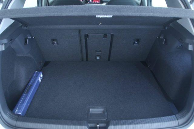 VOLKSWAGEN Golf 2.0 TDI DSG SCR Life / Neopatentati