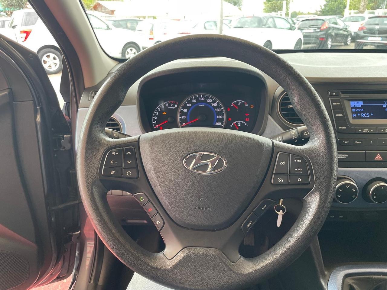 Hyundai i10 1.0 MPI Sound Edition