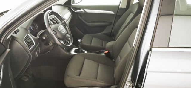 AUDI Q3 2.0 TDI 120 CV Business