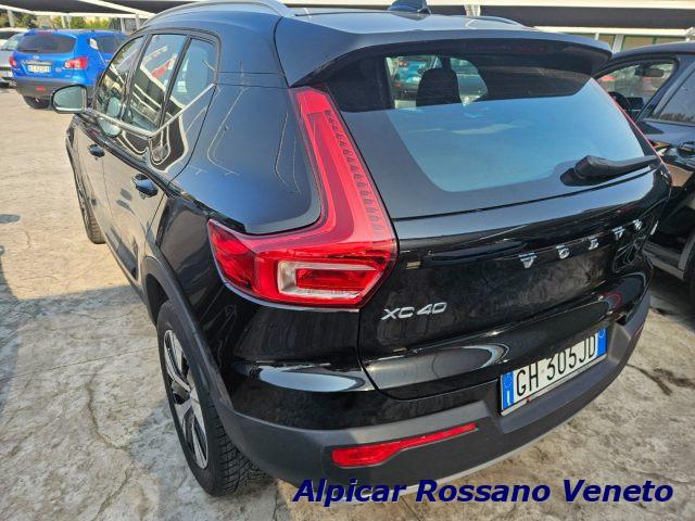 VOLVO XC40 T4 Recharge Plug-in Hybrid Inscription Expression
