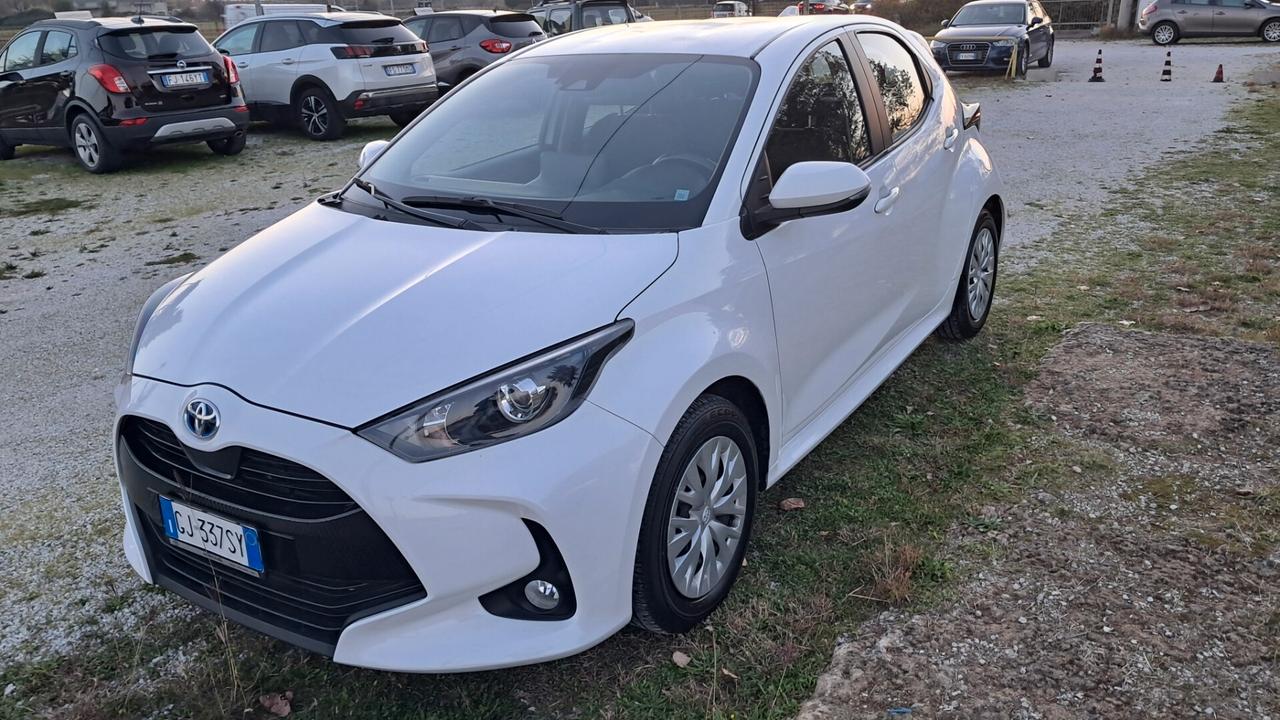 Toyota Yaris 1.5 Hybrid 5 porte Active