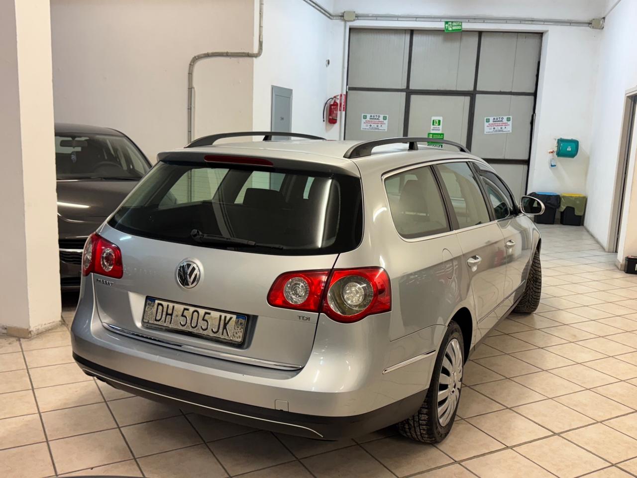 Volkswagen Passat 1.9 TDI/105CV Var. Comfortline