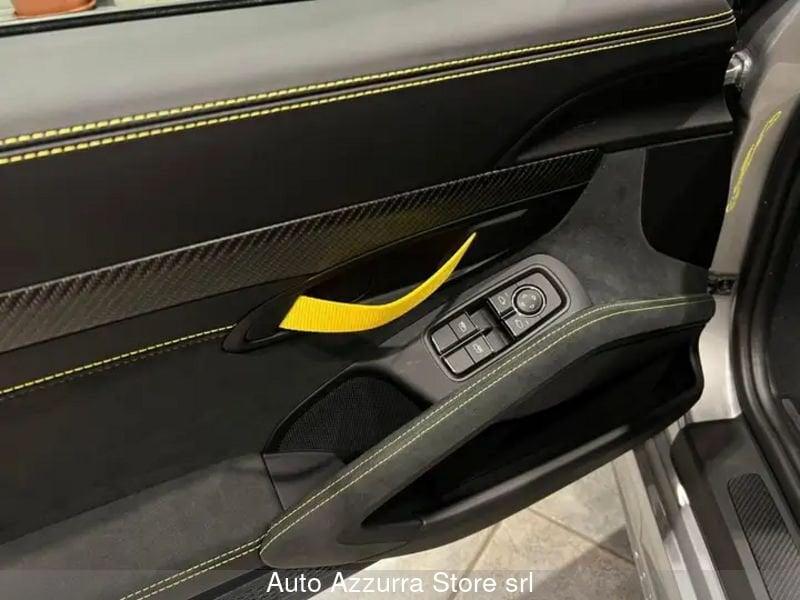 Porsche 718 Cayman 4.0 GT4 RS *WEISSACH PACK*