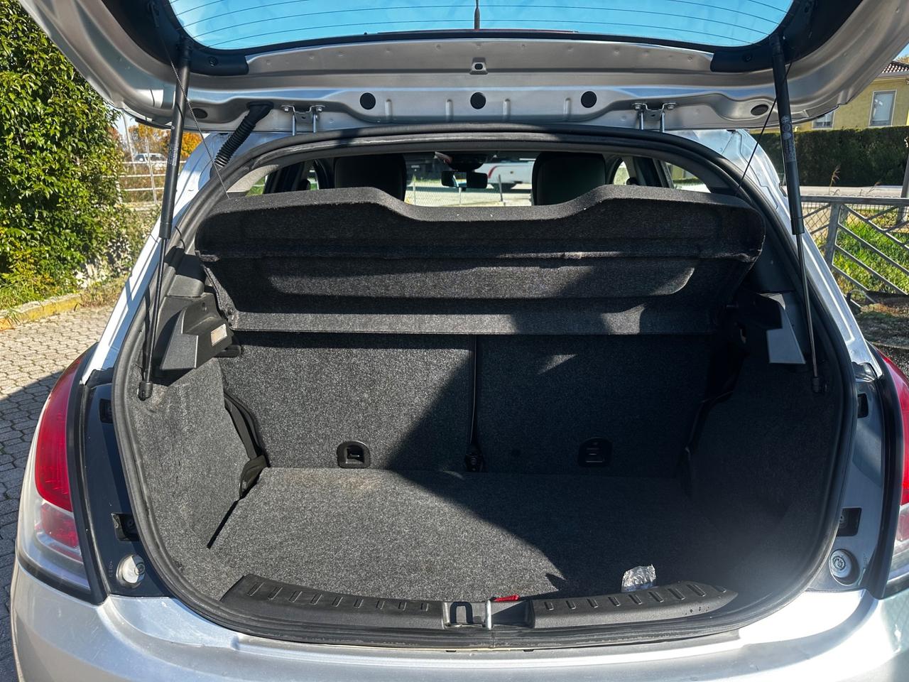 Lancia Ypsilon 0.9 TwinAir 85 CV 5 porte Metano Ecochic Gold