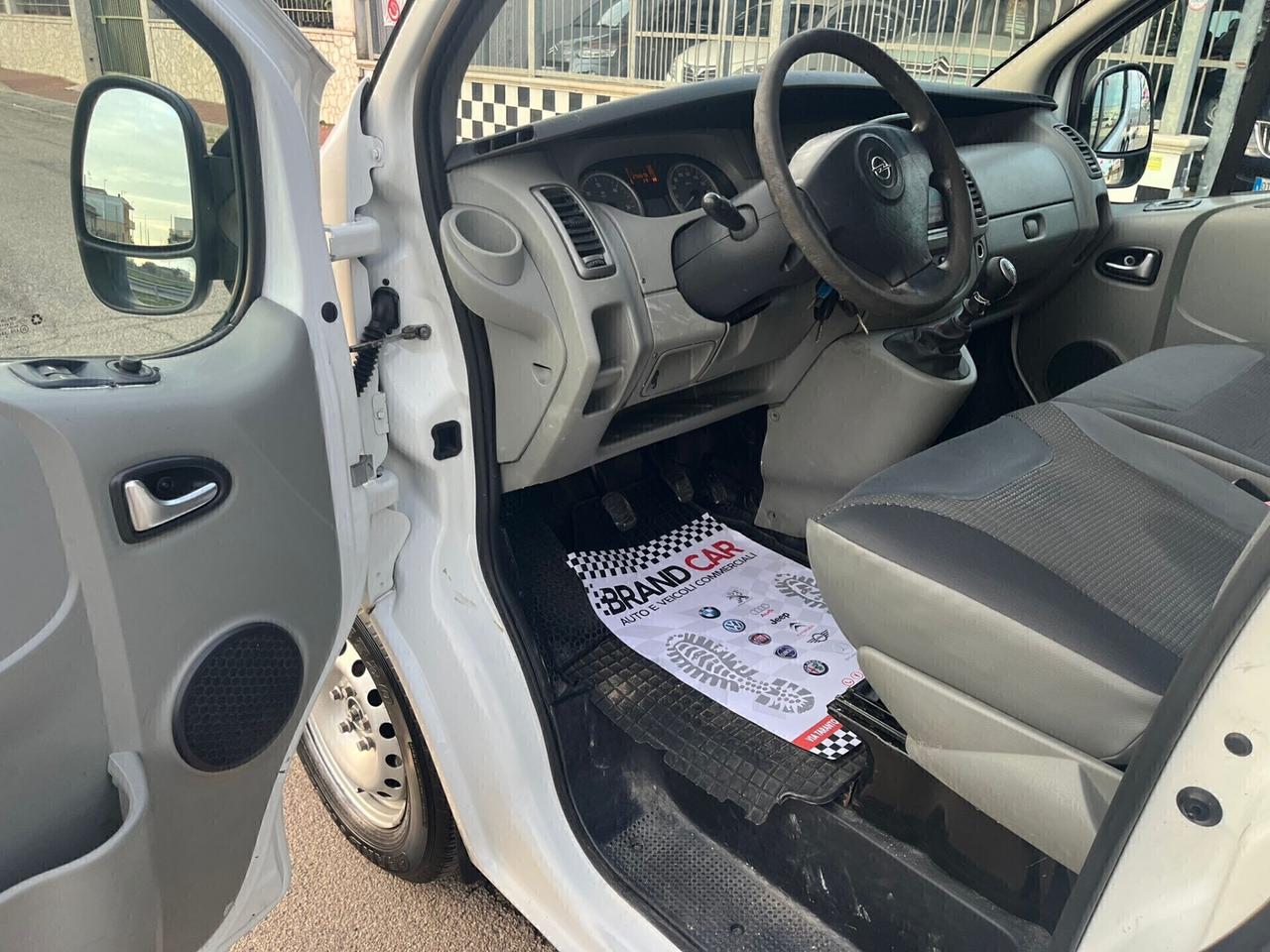 Opel Vivaro 2000 cdti - 2009