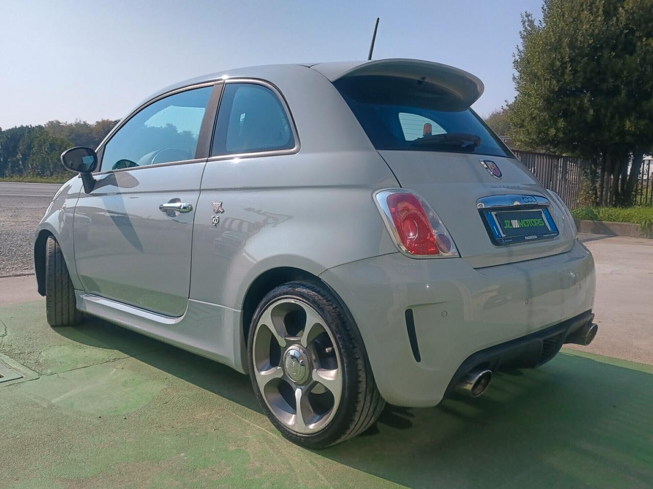 Abarth 595 1.4 160CV ESSESE