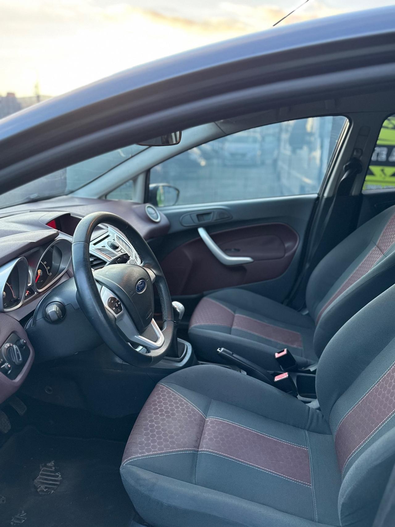 Ford FIESTA 1.4 TDCI TITANIUM UNICOPROPRIETARIO SENSORI FULL