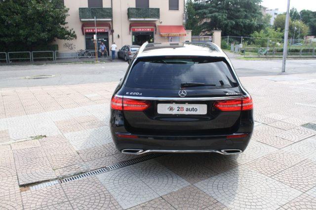 MERCEDES-BENZ E 220 d S.W. 4Matic Auto Business Sport