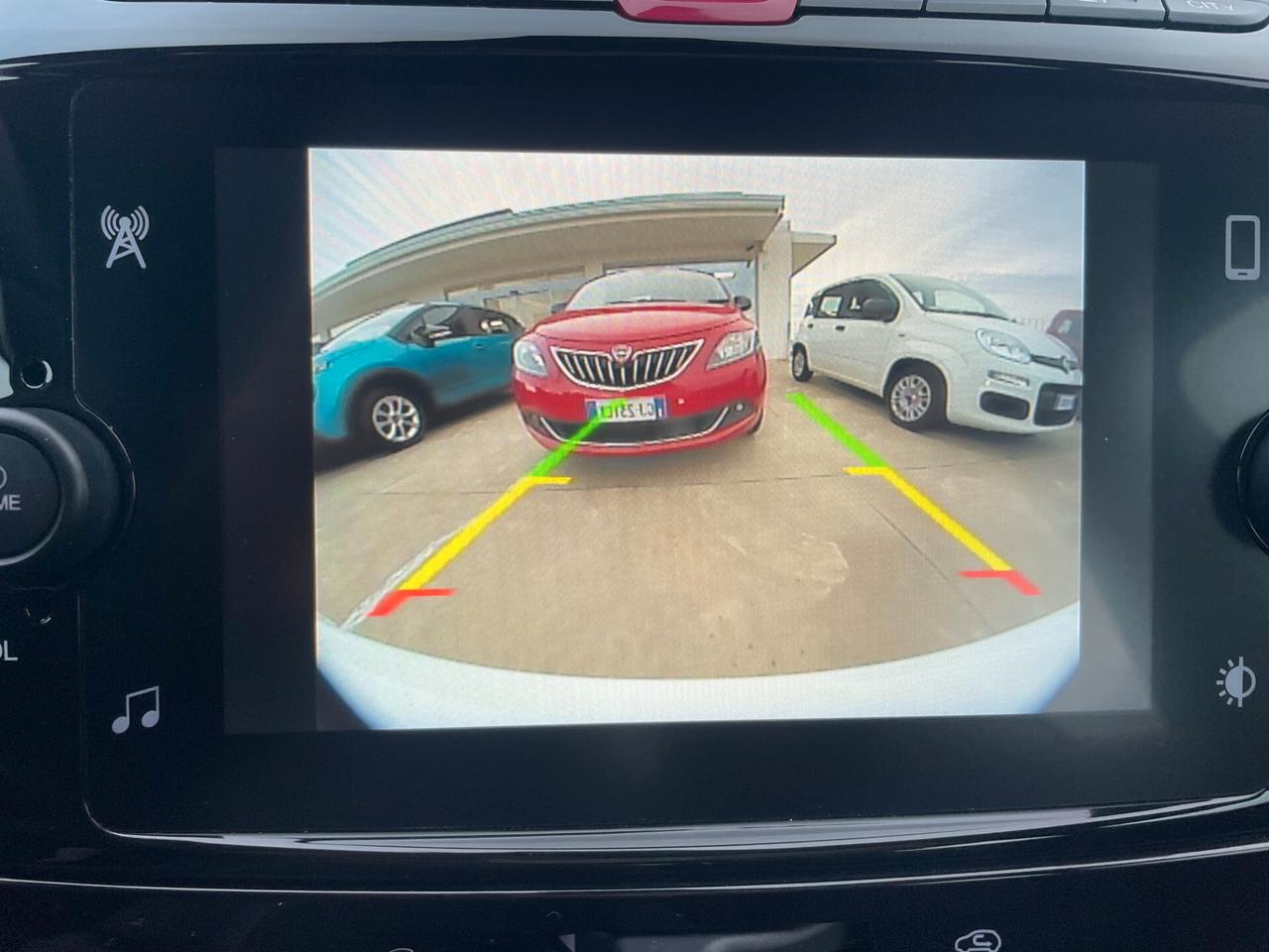 Lancia Ypsilon 1.2 69 CV 5 porte GPL Gold "Km 25.000"