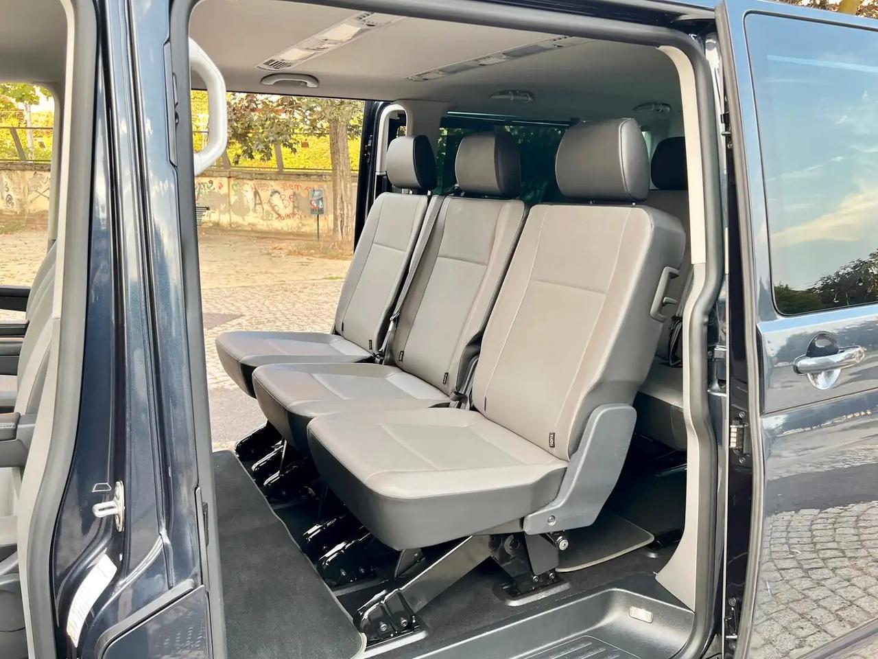 Volkswagen Caravelle 2.0 TDI 199CV DSG 4 Motion PL Cruise