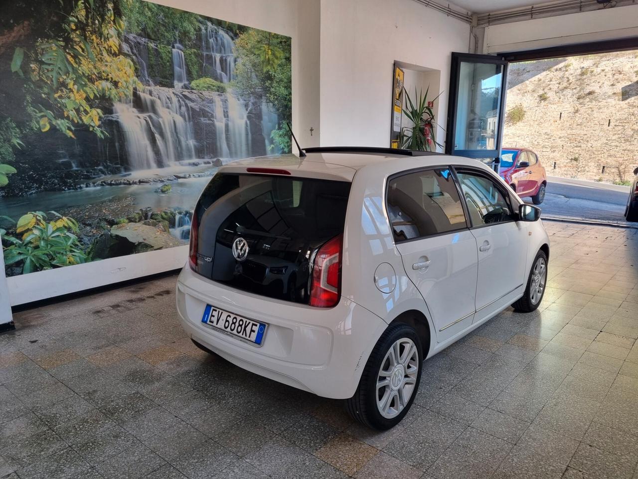 Volkswagen up! 1.0 5p. eco high TETTINO, BLUETOOTH, NAVI
