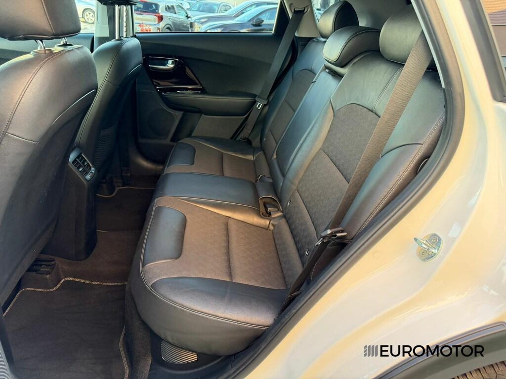 Kia Niro 1.6 GDI HEV Style Techno Pack 2WD DCT