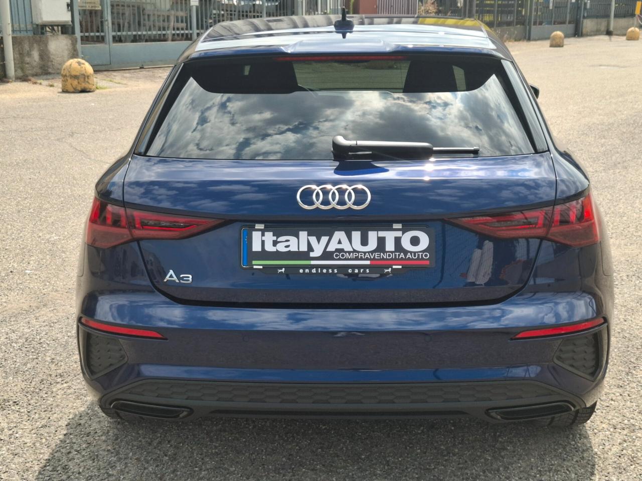 Audi A3 allstreet 35 TFSI S tronic Identity Contrast