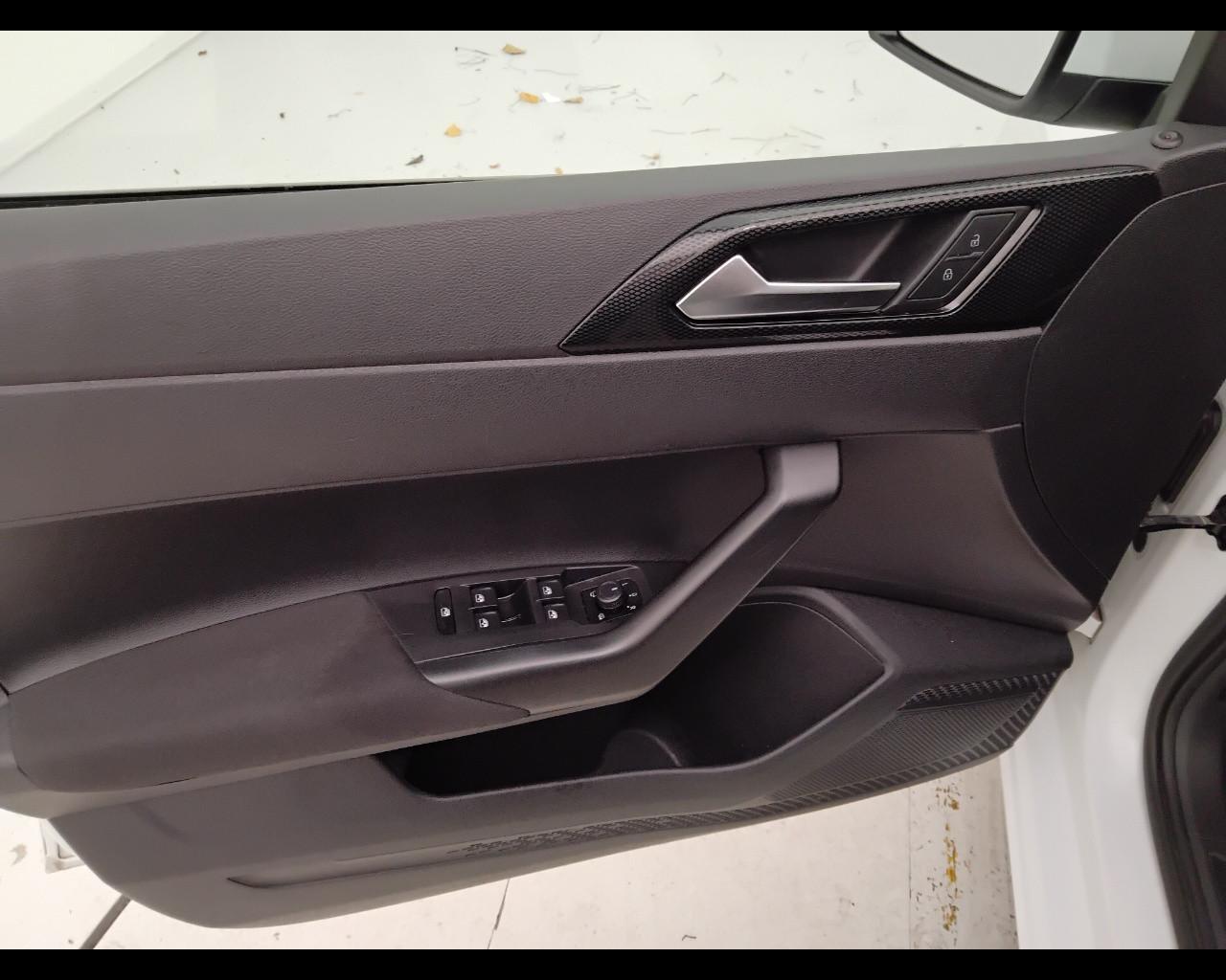 VOLKSWAGEN Polo VI 2022 - Polo 1.0 tsi Life 95cv