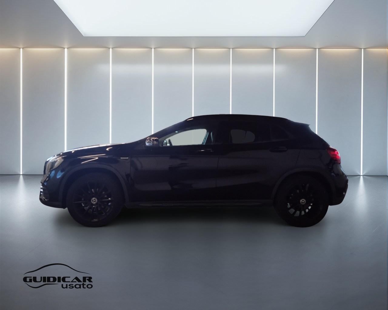 Mercedes-Benz GLA-X156 2017 - GLA 200 d Night Edition auto