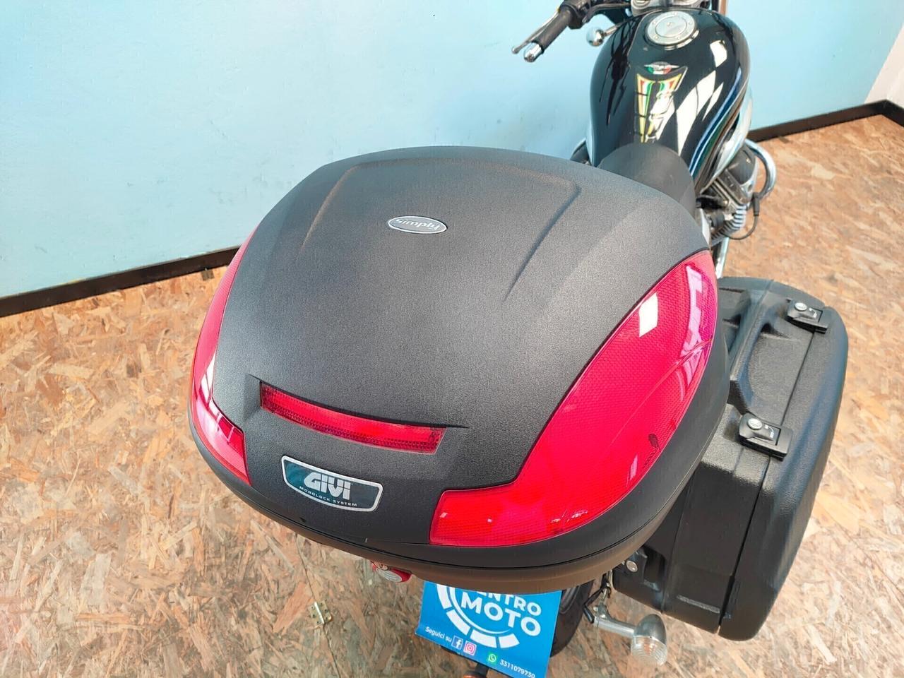 Moto Guzzi Nevada 750 Classic: una custom iconica