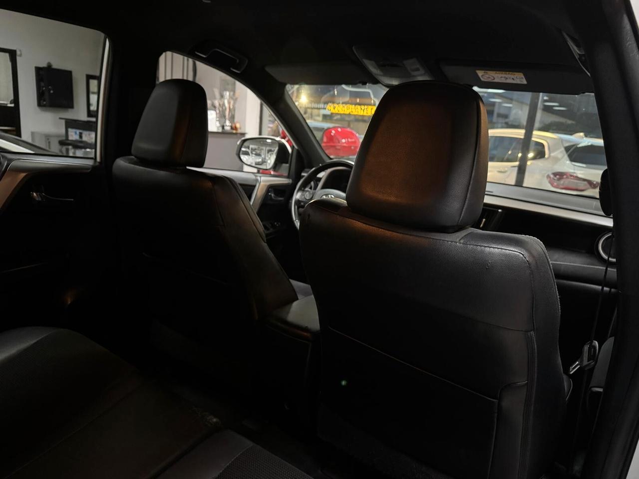 Toyota RAV 4 2.0 D-4D 2WD Lounge MY '17 UNICOPR. PARI AL NUOVO