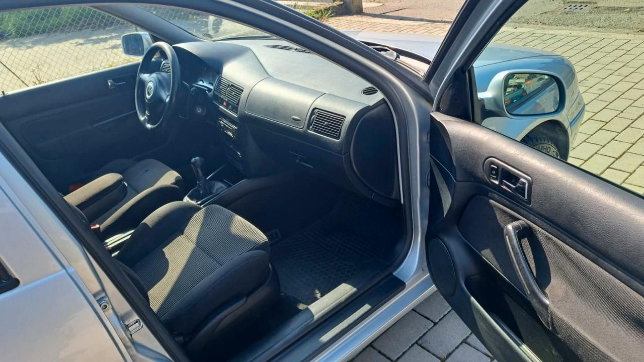 Volkswagen Golf 1.9 TDI/115 CV cat 5 porte Highline