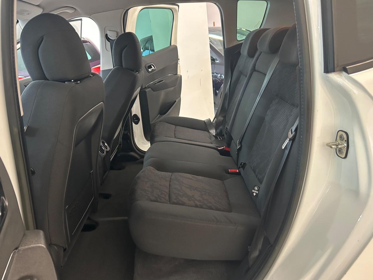 Peugeot 3008 1.6HDi 84 kw 2013 cambio aut.