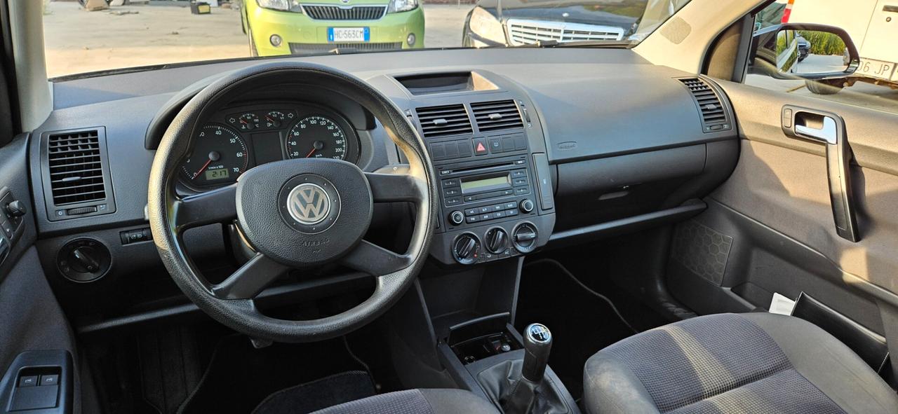 Volkswagen Polo 1.2/64CV 12V 5p. Trendline