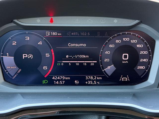 AUDI Q3 35 TDI S tronic Business