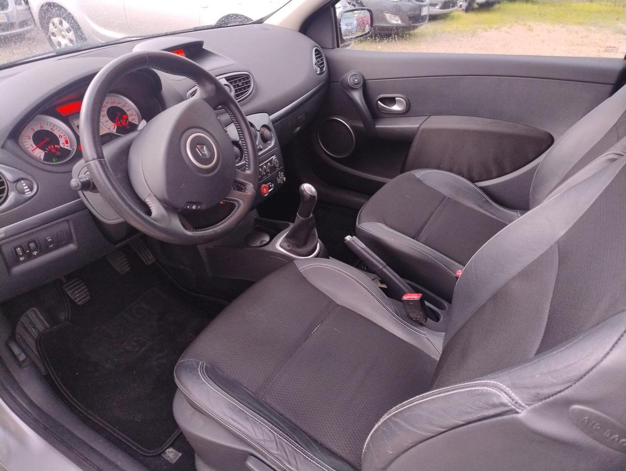 Renault Clio 1.2 16V 3 porte Le Iene