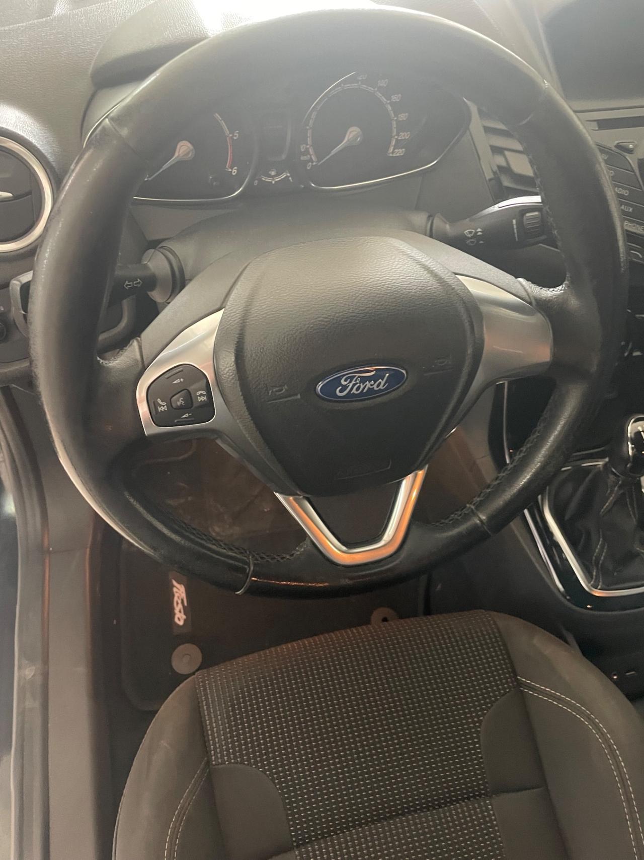 FORD FIESTA 1.5 TDCi 75CV 5 PORTE TITANIUM