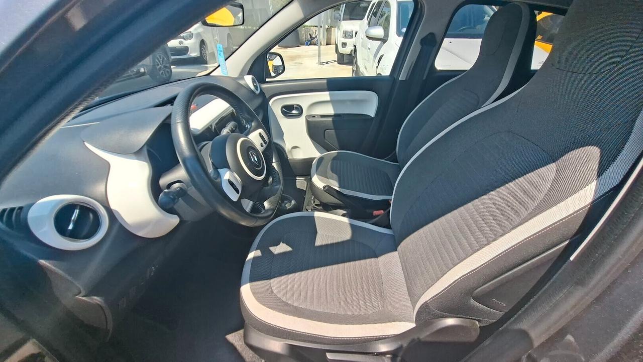 Renault Twingo TCe 90 CV EDC Intens