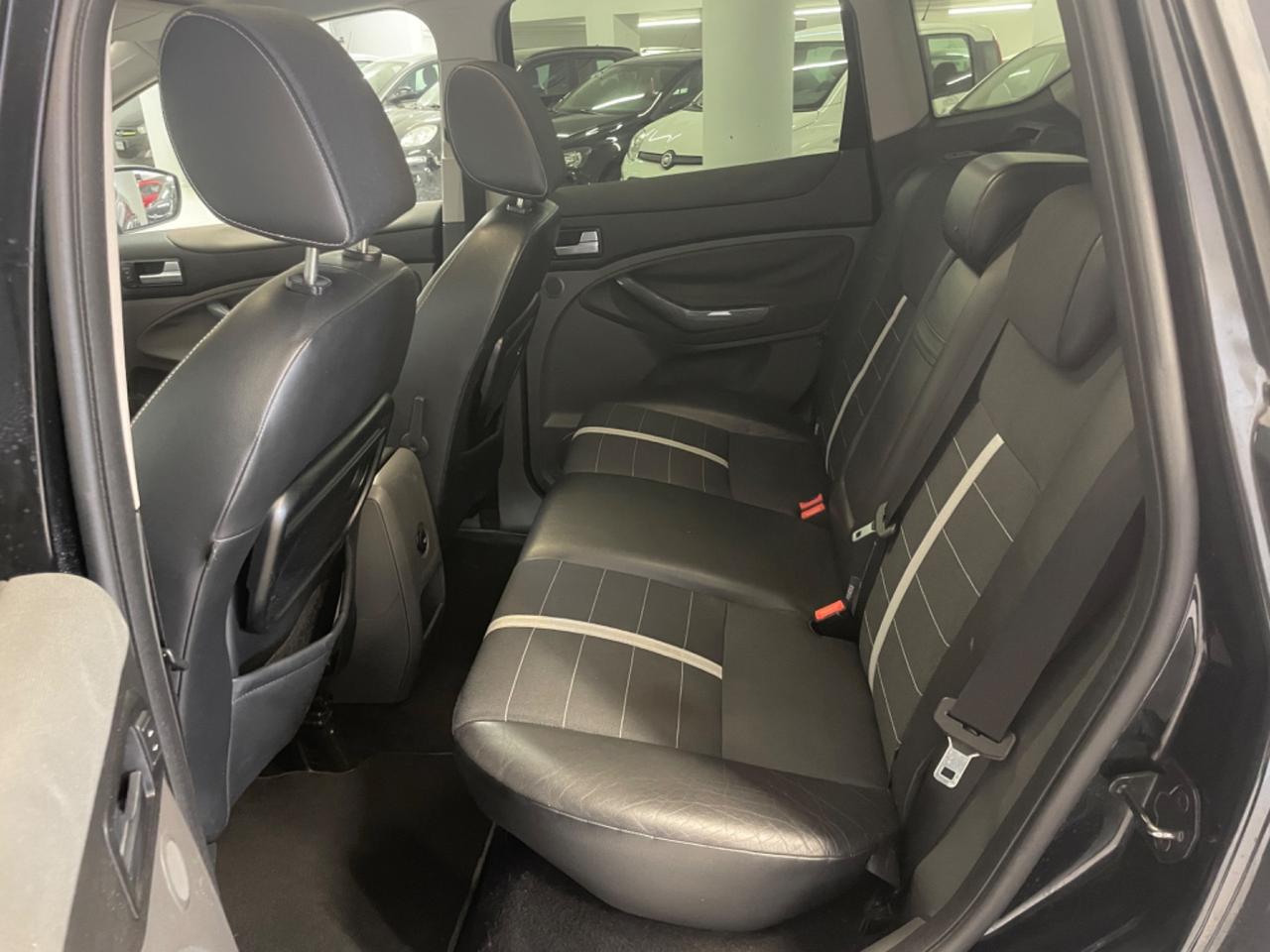 Ford Kuga 2.0 TDCi 136 CV 4WD Titanium DPF Perfetta !