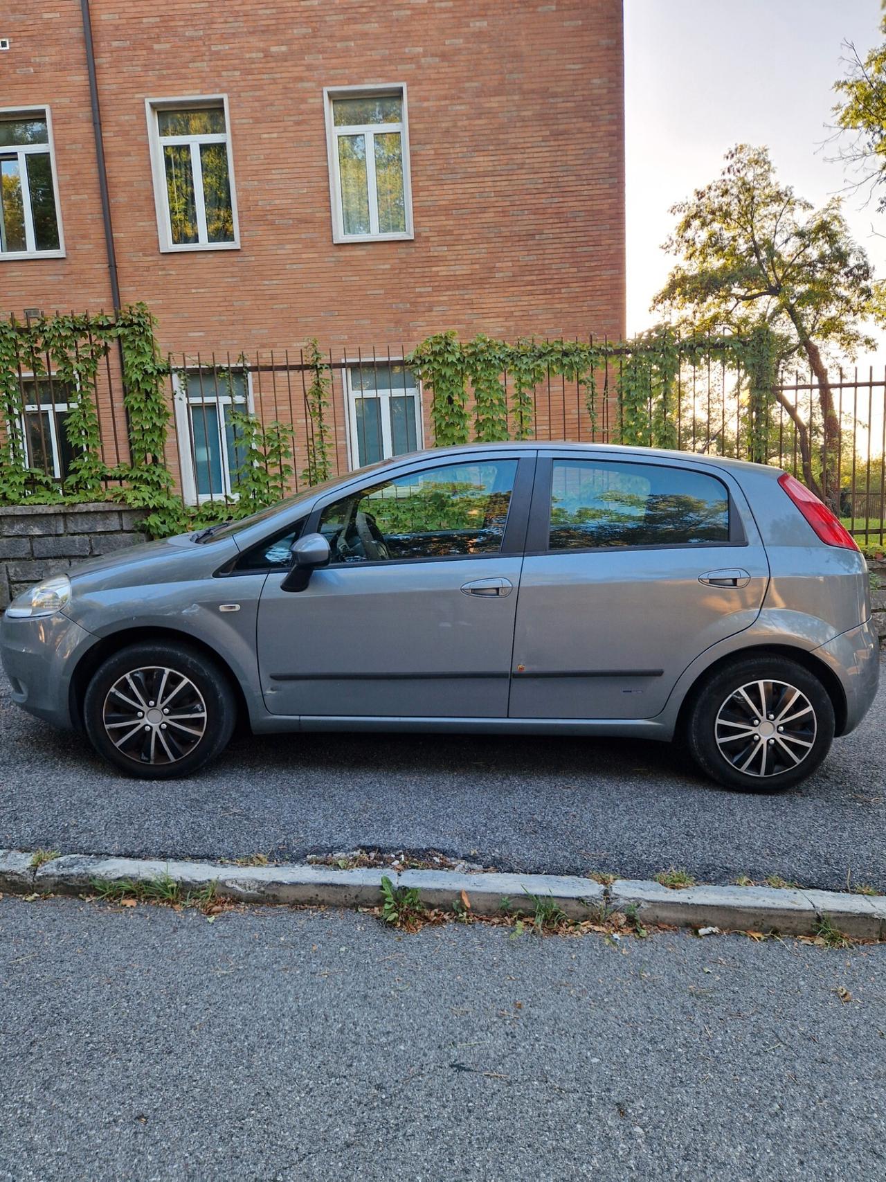 Fiat Grande Punto 1.3 MJT 75 CV - 2009